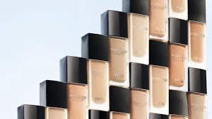 Dior Forever Skin Glow 24H Wear Radiant Foundation Perfection & Hydration Concentrated In Skincare SPF20  